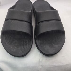 OOFOS Women Black Sandals